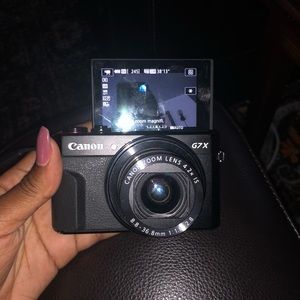 Canon g7x mark 2